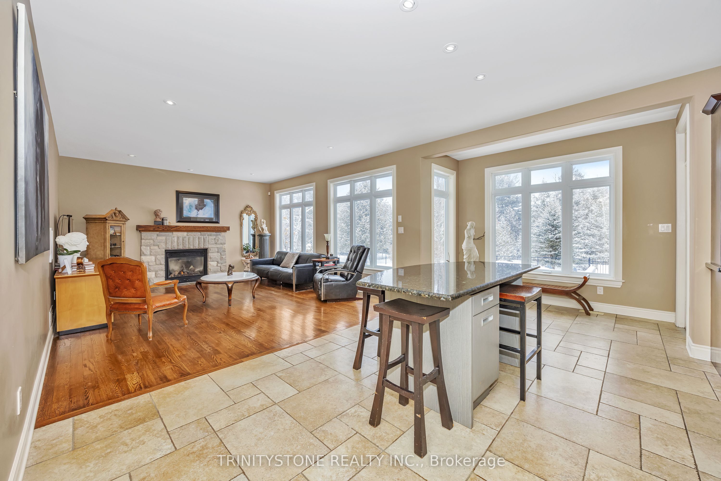 15 Canadian Drive
