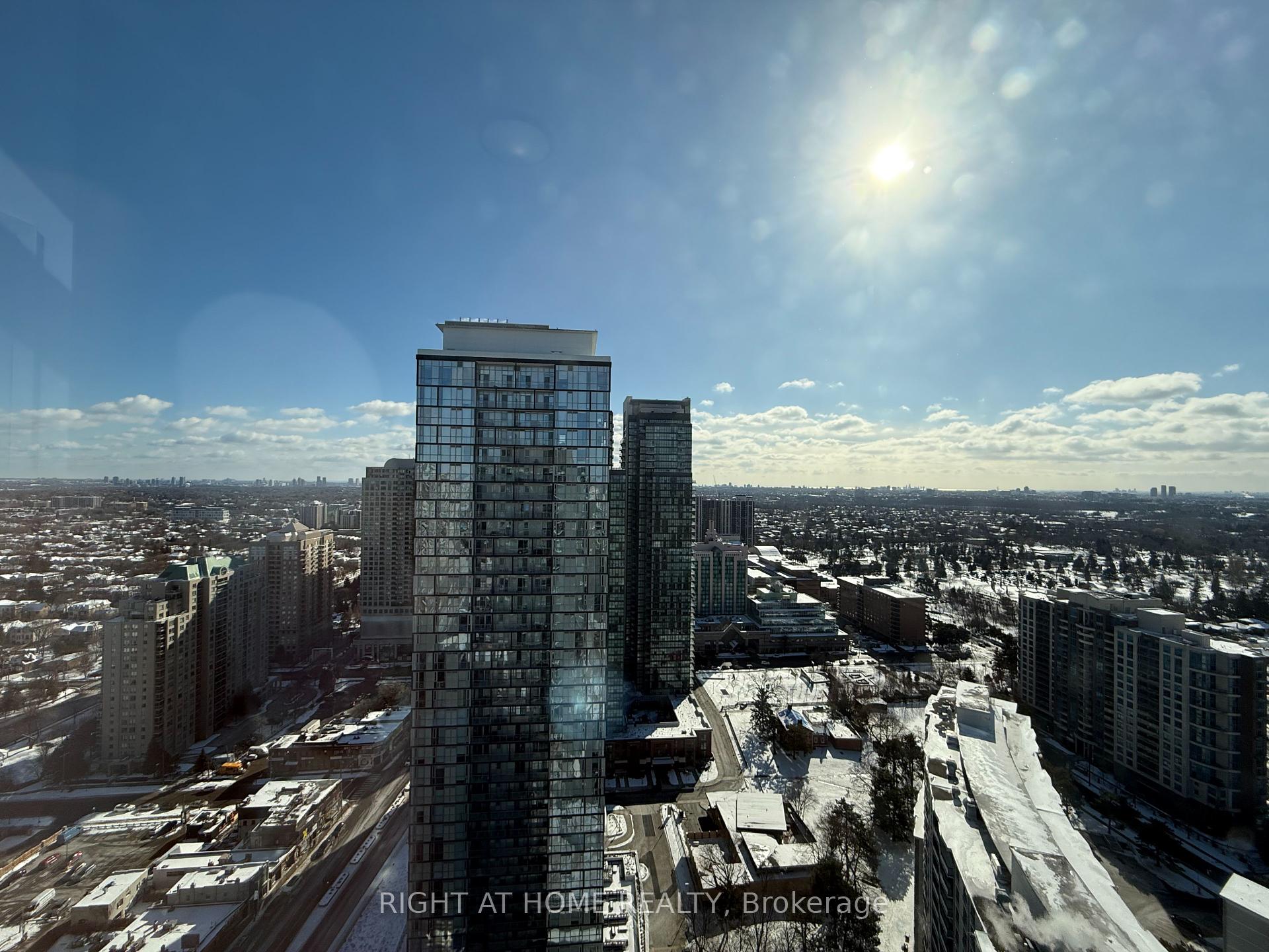 3 Bedrooms Condo at 15 Ellerslie, Toronto For sale