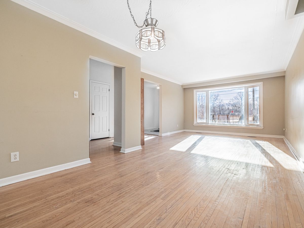 151 Henderson Avenue