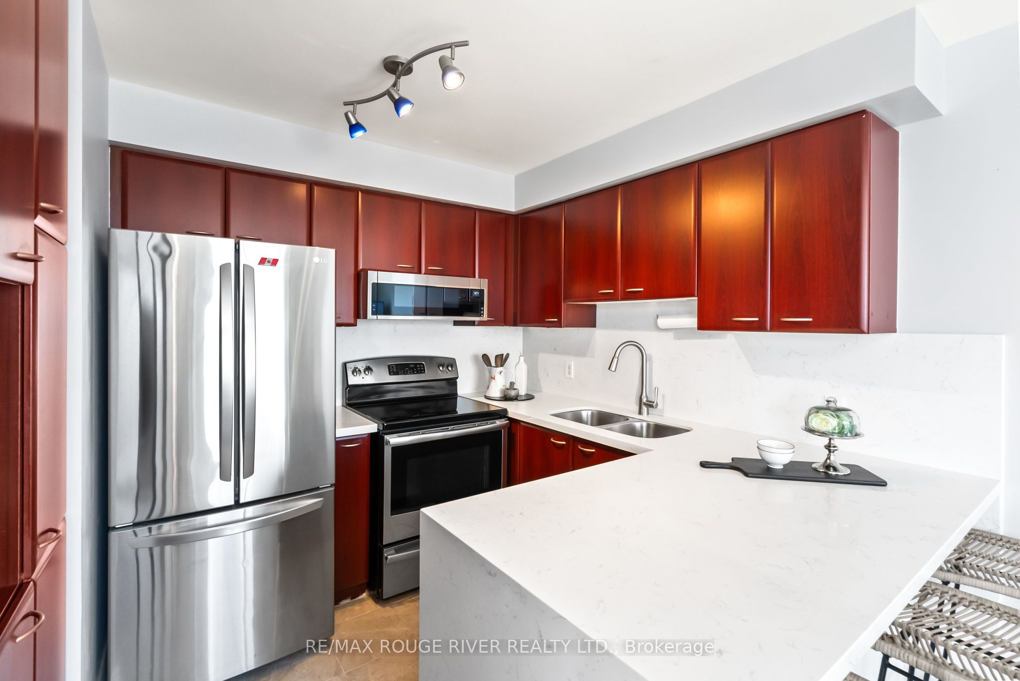 36 Lee Centre Drive, #2610