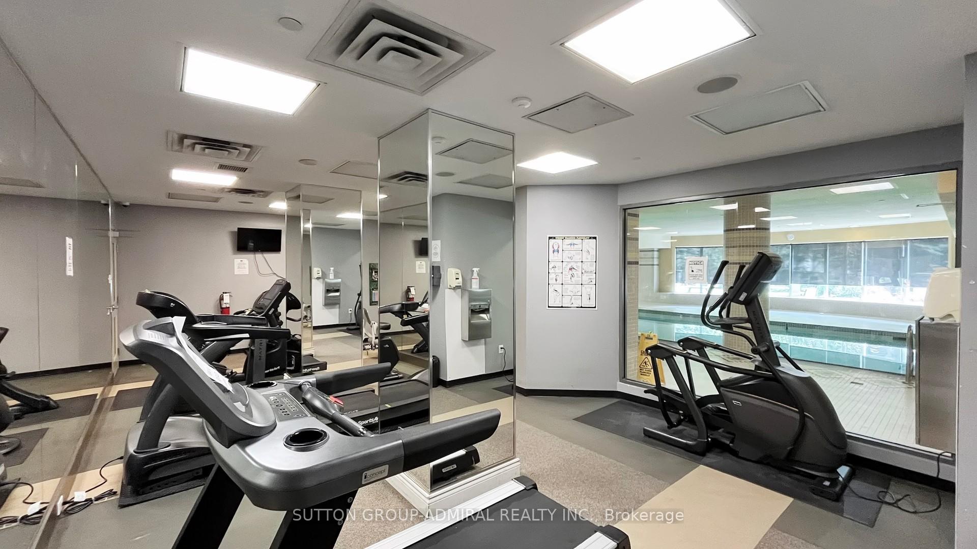 1 Bedroom Condo at 21 Hillcrest, Toronto For sale