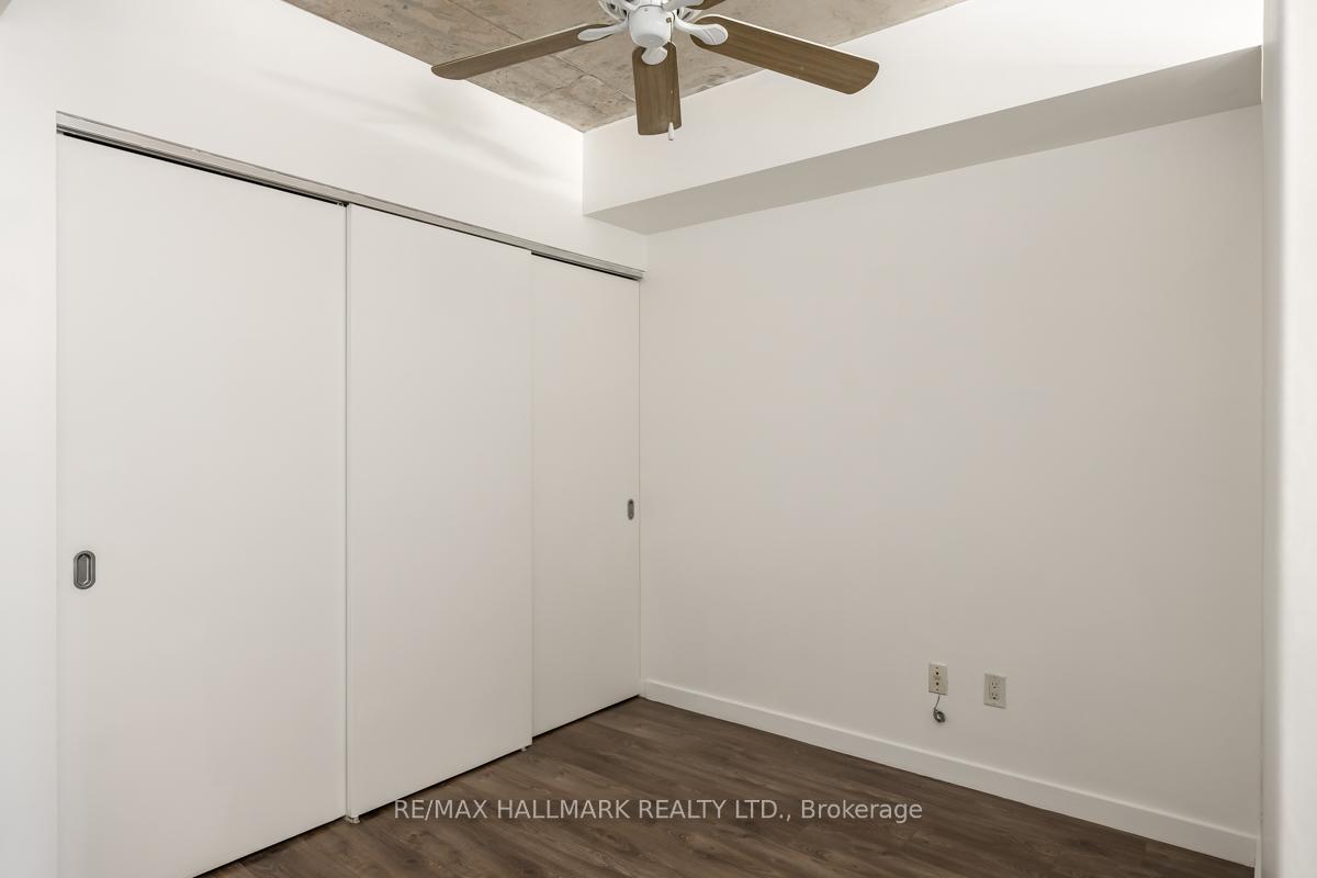 1 Bedroom Condo at 285 Mutual,  Toronto For sale