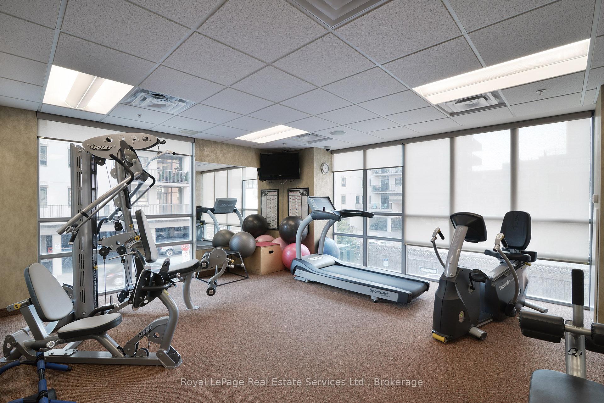 2 Bedrooms Condo at 360 Pearl, Burlington For sale