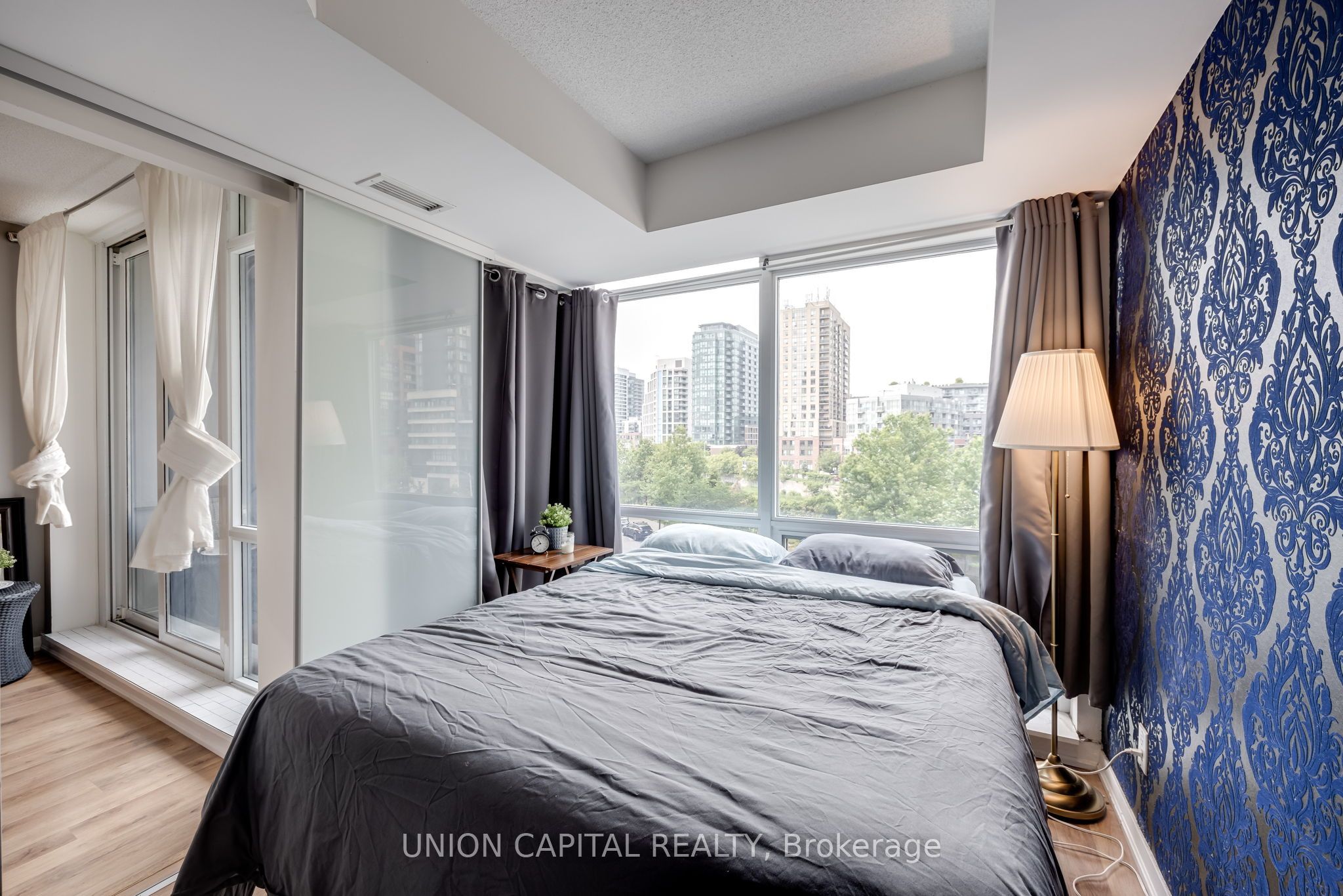 20 Joe Shuster Way, #402