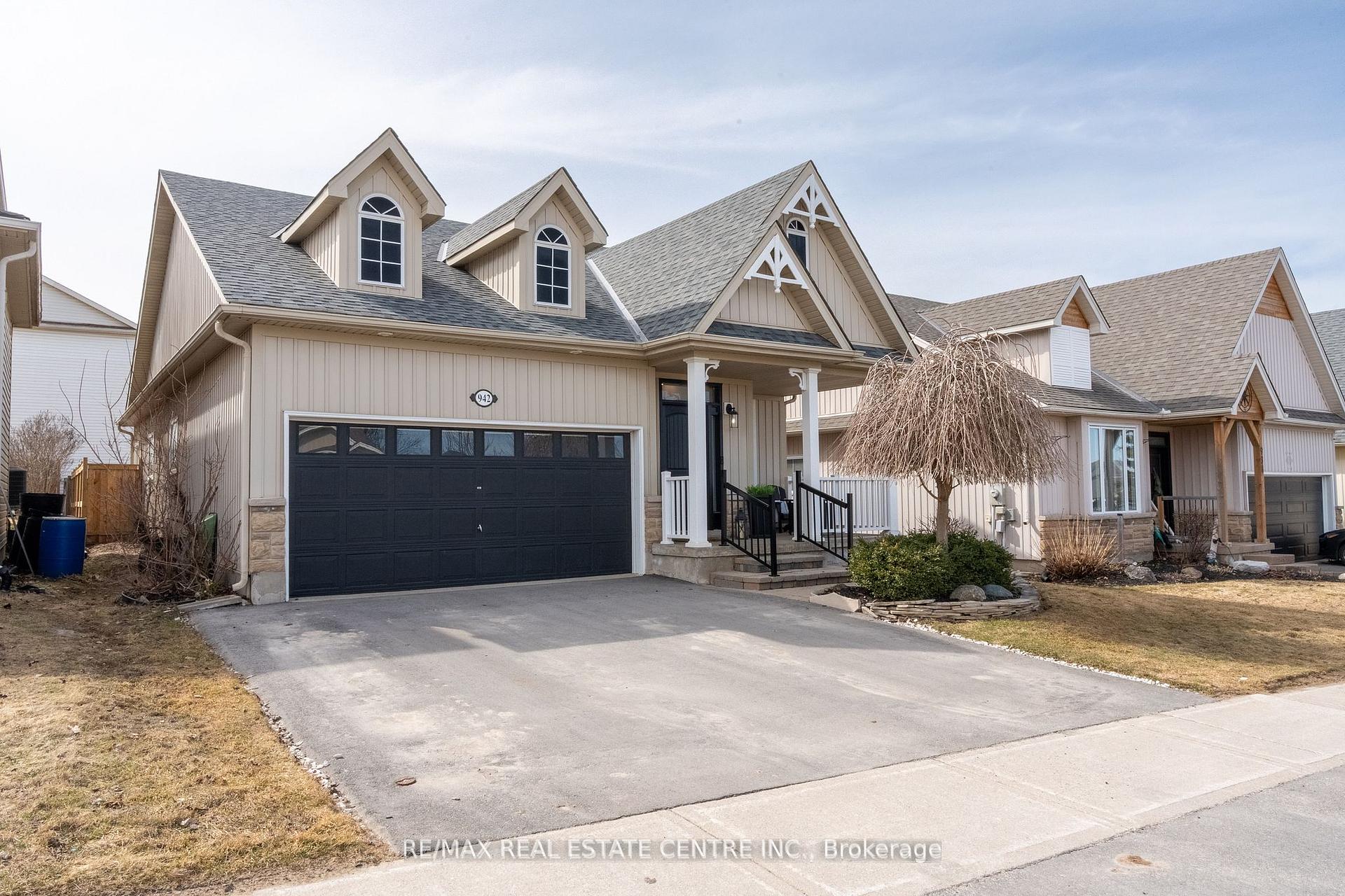 942 Greenwood Crescent, Shelburne, ON L0N 1S2