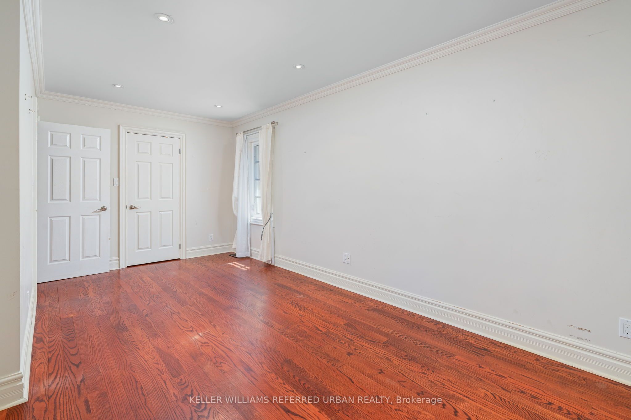 710 Pharmacy Avenue
