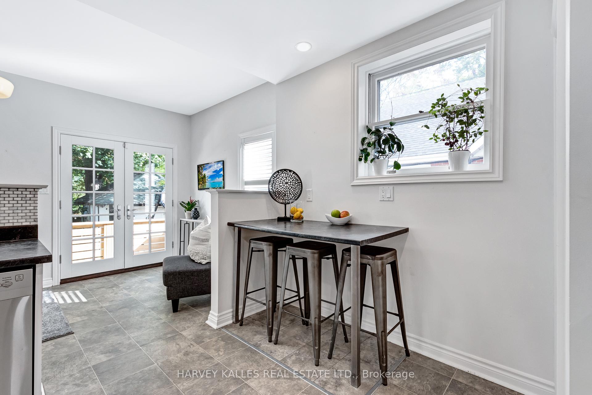 311 Rosewell Avenue