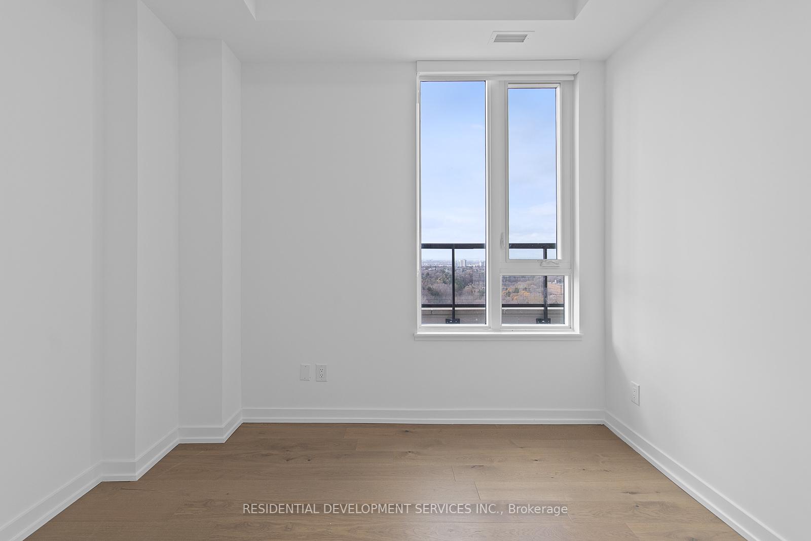 3 Bedrooms Condo at 3100 Keele,  Toronto For sale