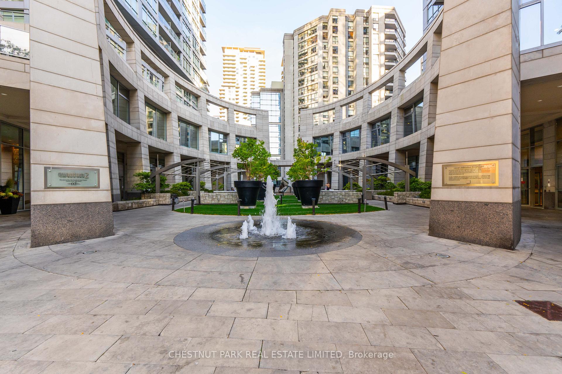 2 Bedrooms Condo at 2181 Yonge, Toronto For sale