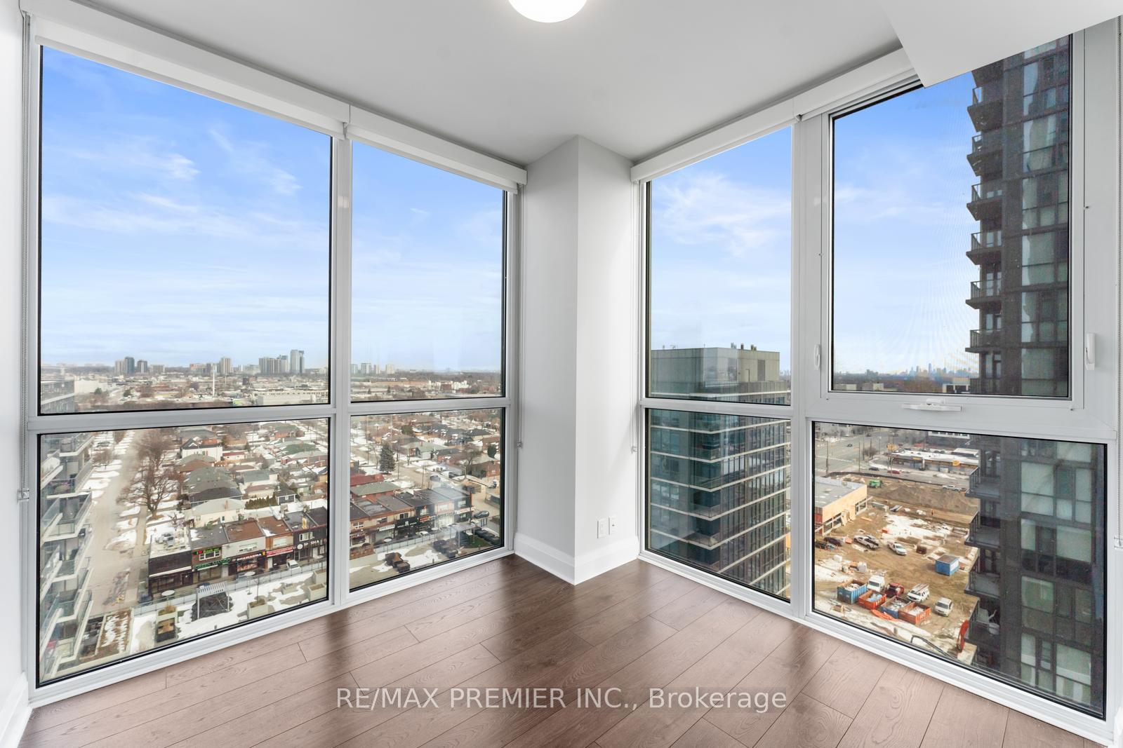 2 Bedrooms Condo at 15 Zorra,  Toronto For sale