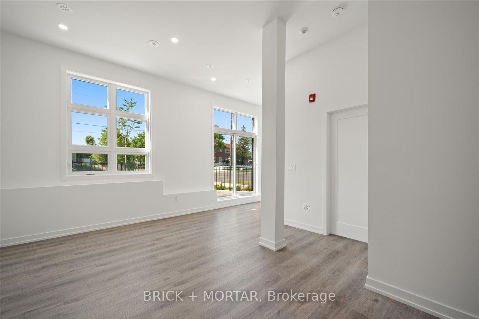 2 Bedrooms Condo at 5 Vivian,  Toronto For sale