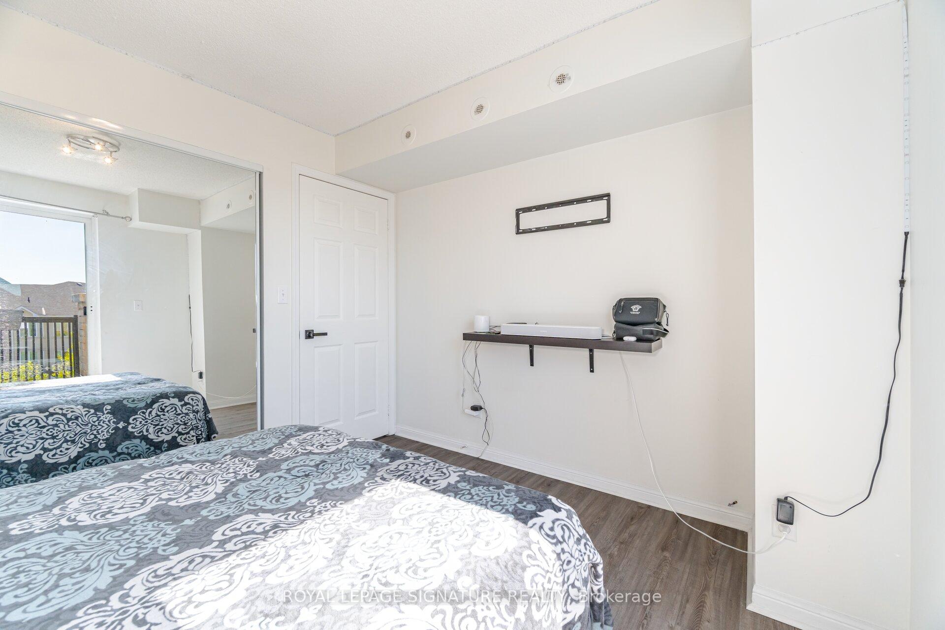 3 Bedrooms Condo at 3031 Finch, Toronto For sale