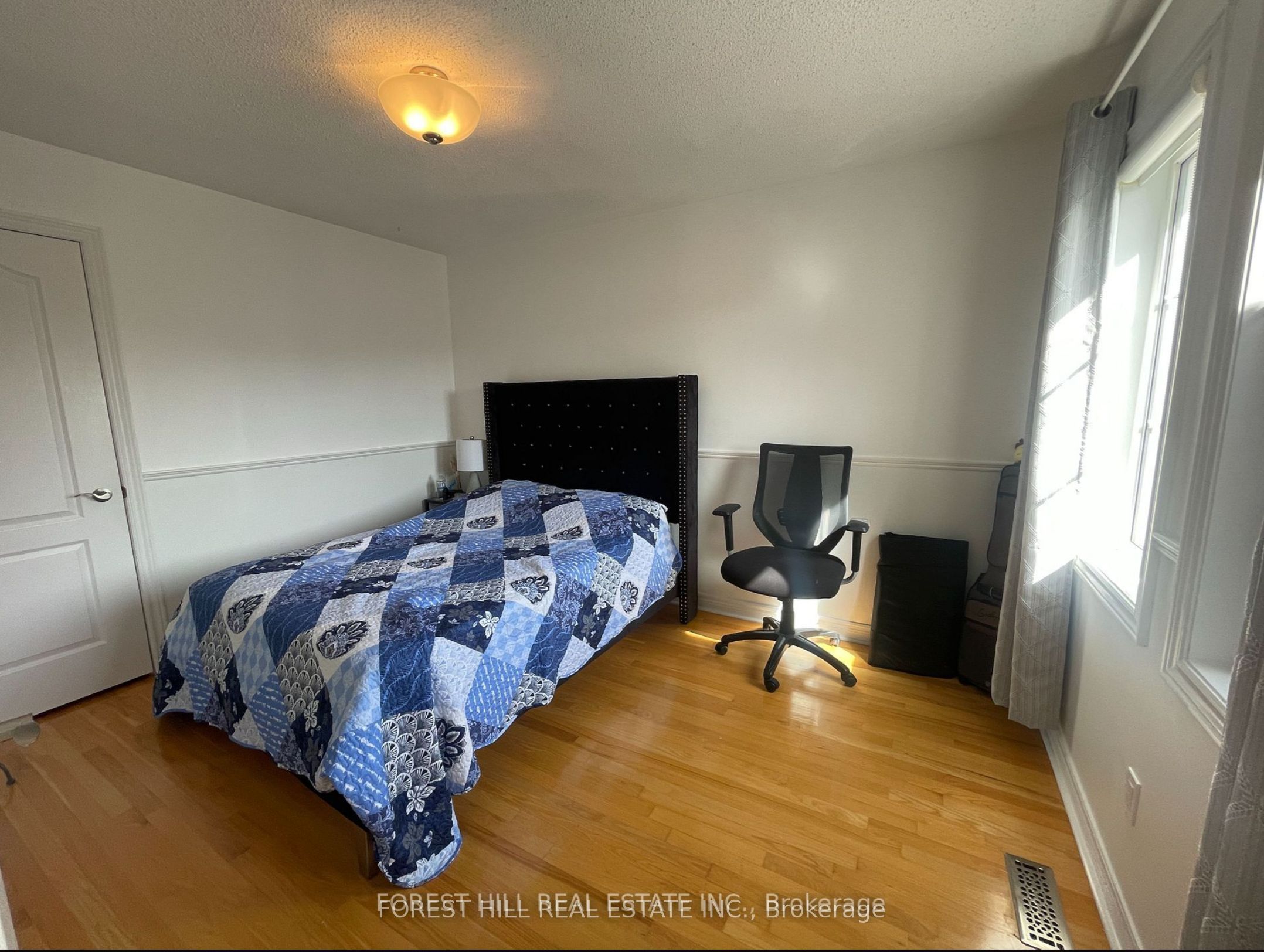 52 Adventure Crescent