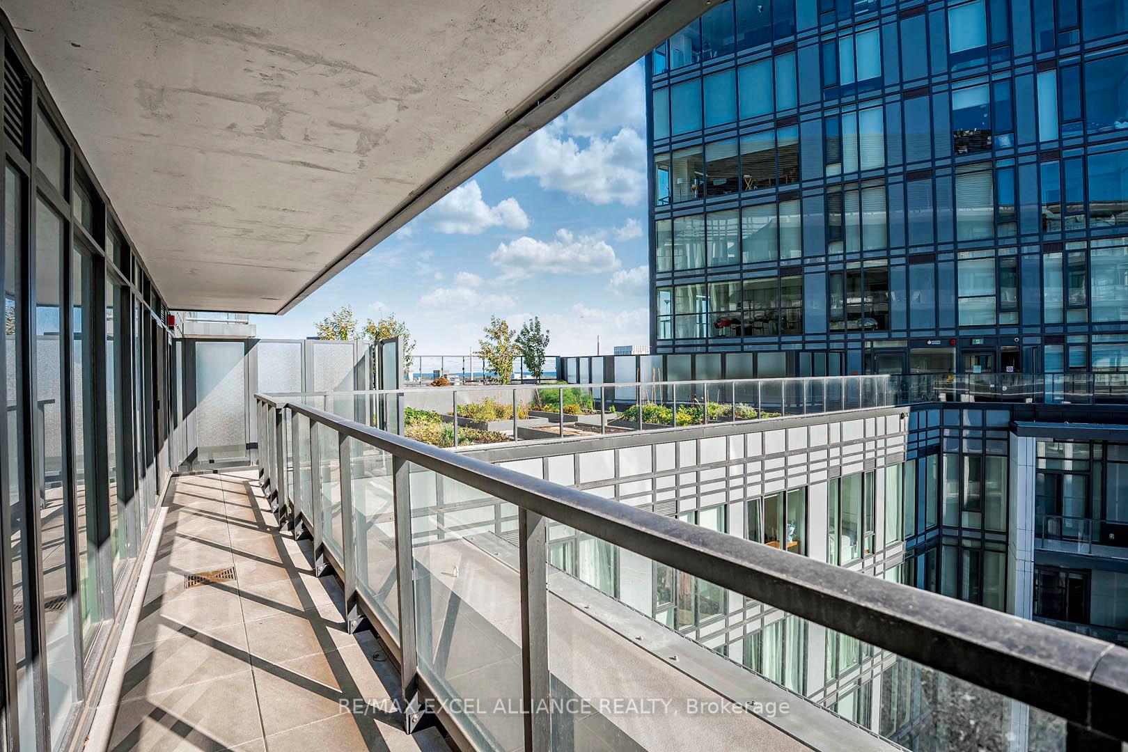 2 Bedrooms Condo at 50 Power,  Toronto For sale