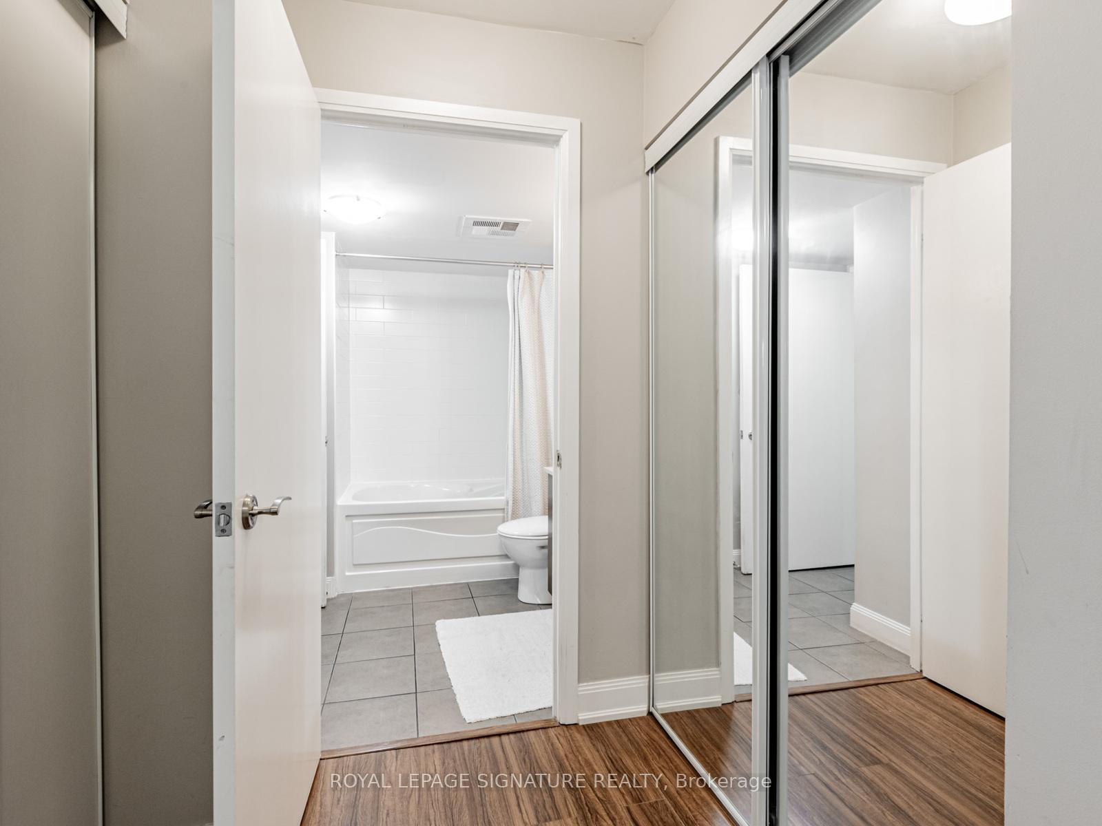 2 Bedrooms Condo at 2191 Yonge, Toronto For sale
