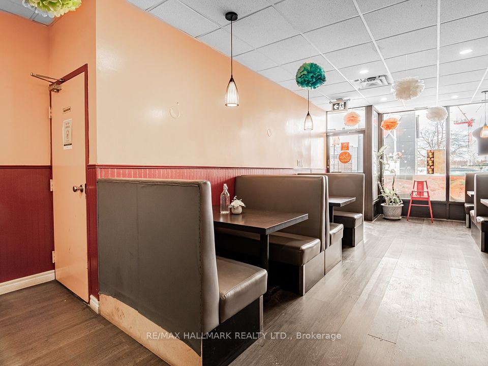 2658 Danforth