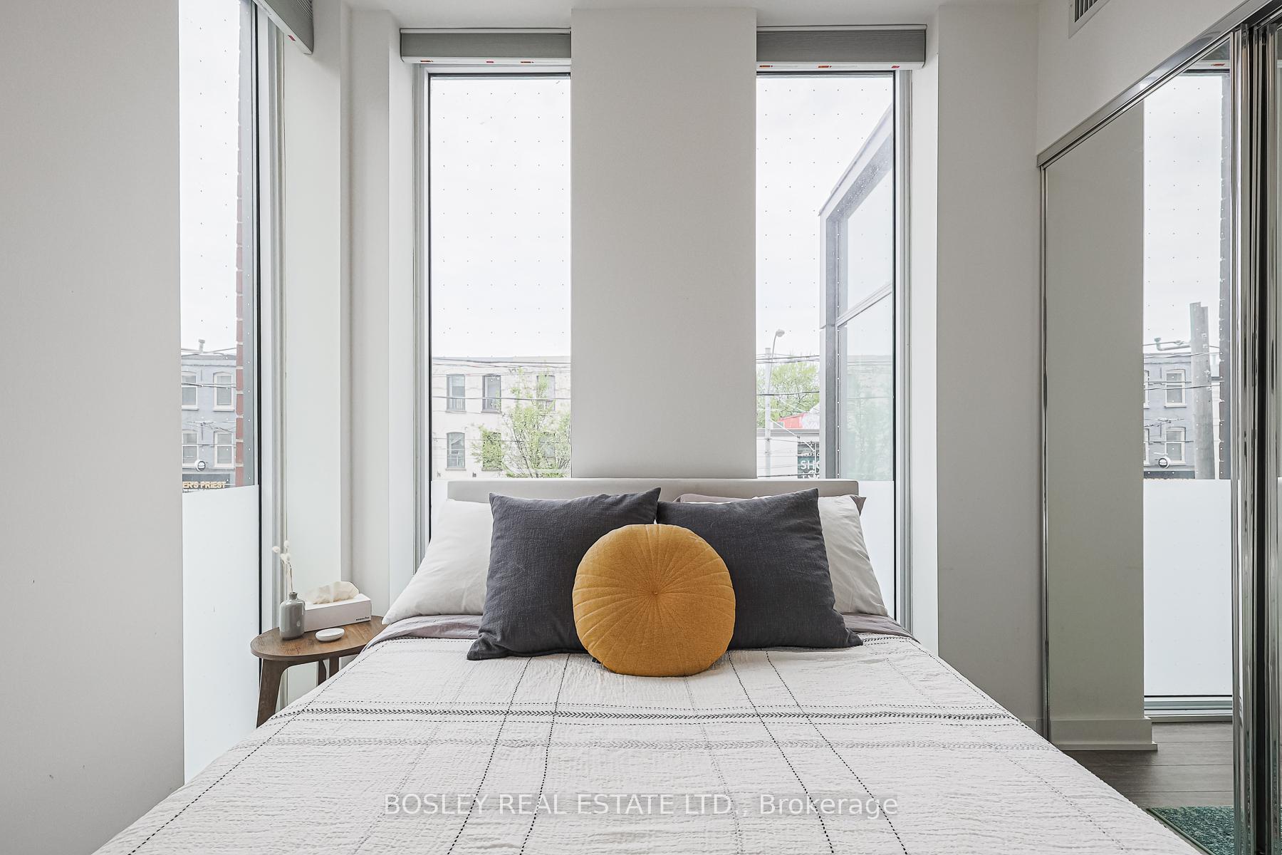 2 Bedrooms Condo at 106 Dovercourt, Toronto For sale