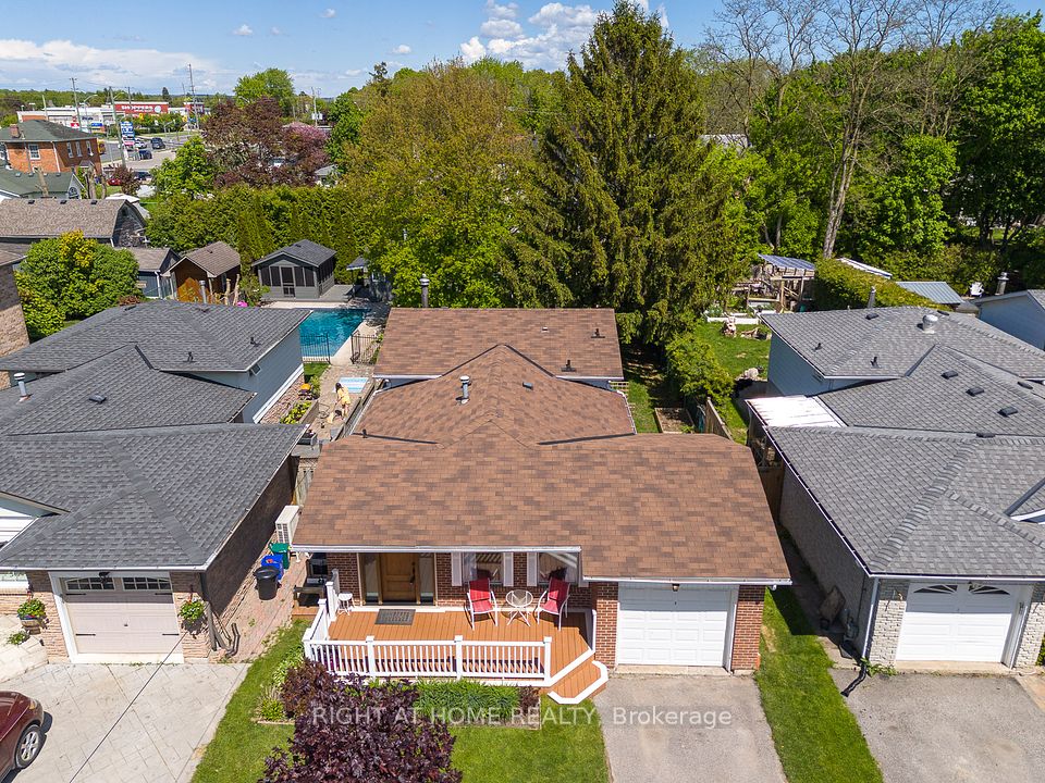 21 Cemetery Lane, Whitchurch-Stouffville, ON L4A 6B2