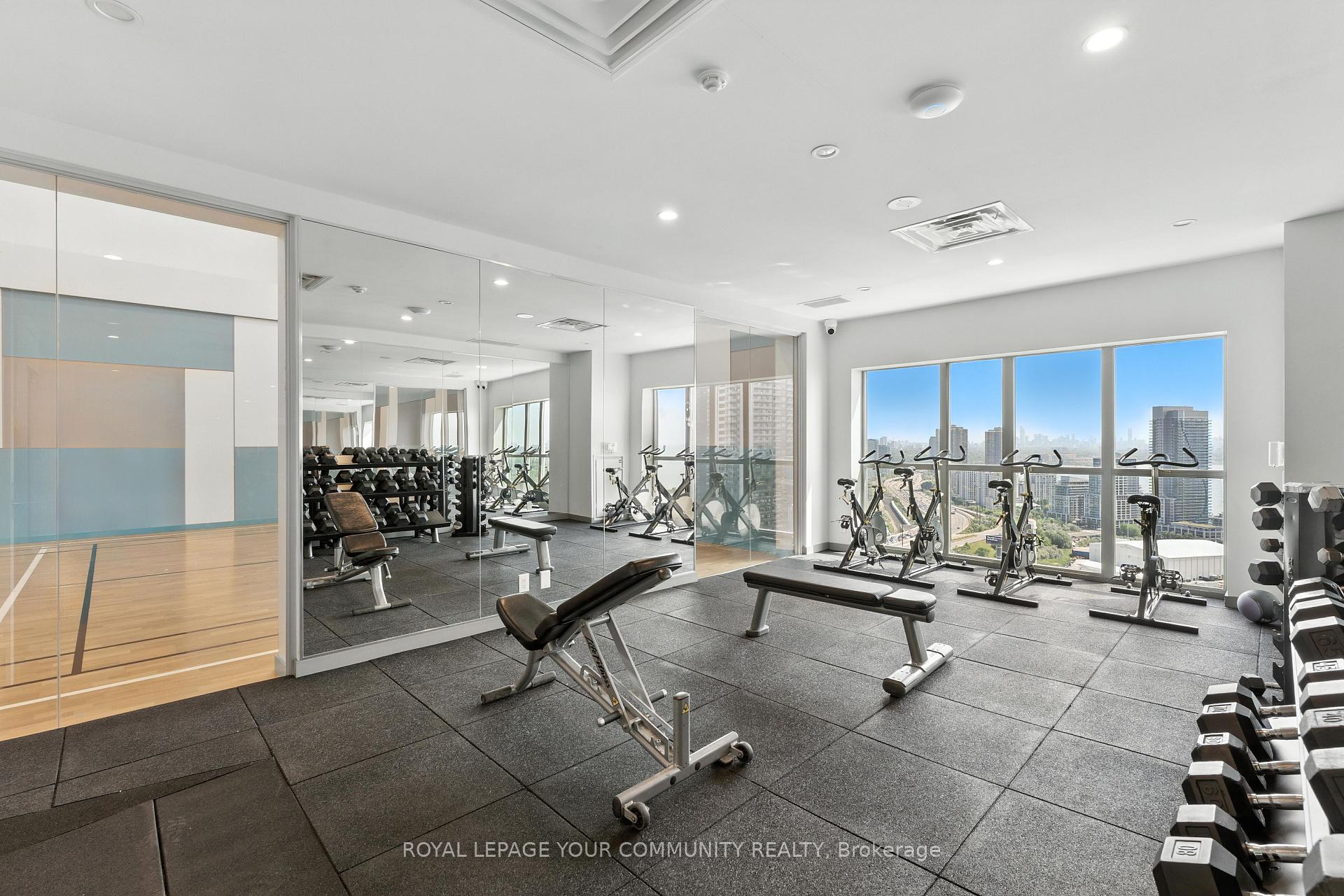 2 Bedrooms Condo at 165 Legion, Toronto For sale