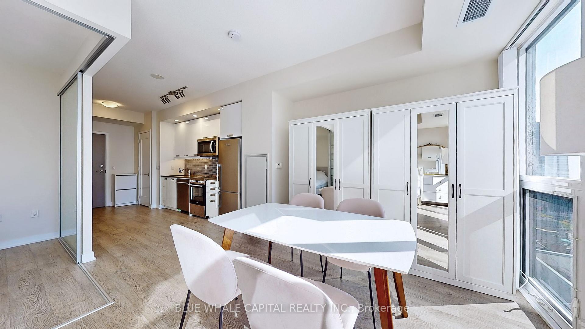 1 Bedroom Condo at 99 John,  Toronto For sale
