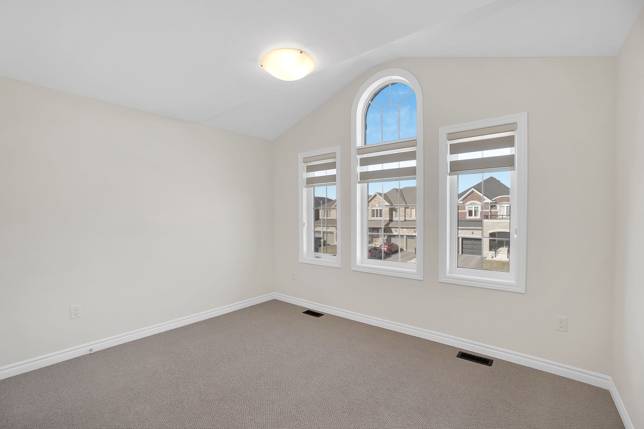 206 Ferragine Crescent