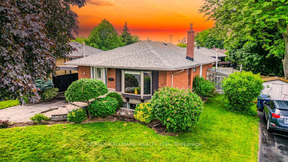 4 Sherwood Avenue
