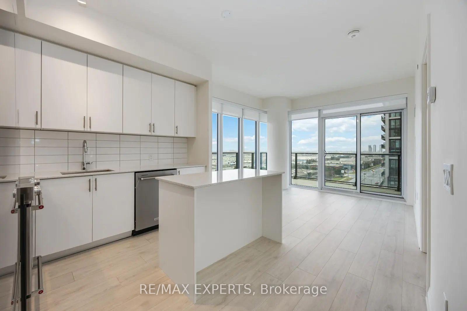 2 Bedrooms Condo at 9000 Jane, Vaughan For sale