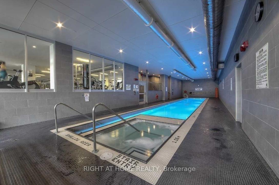 2 Bedrooms Condo at 15 Iceboat,  Toronto For sale