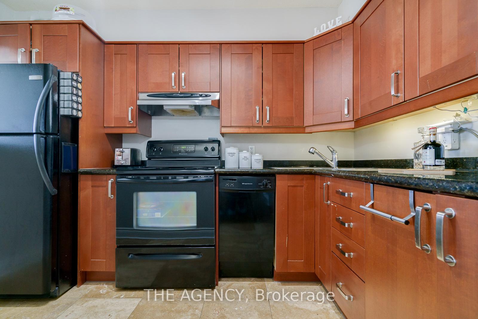 2 Bedrooms Co-op at 5949 Yonge, Toronto For sale