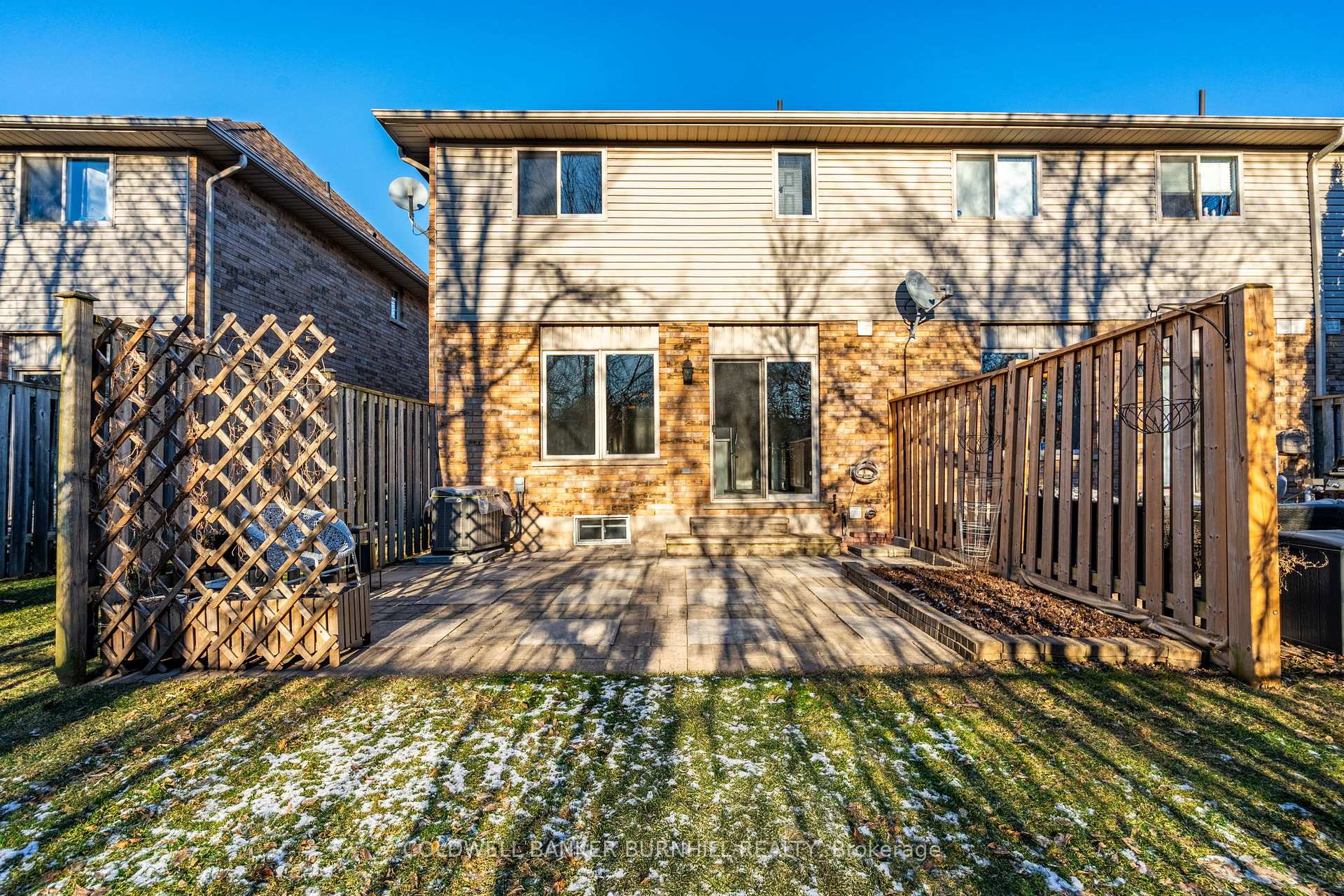 3 Bedrooms Condo at 1276 SILVAN FOREST,  Burlington For sale