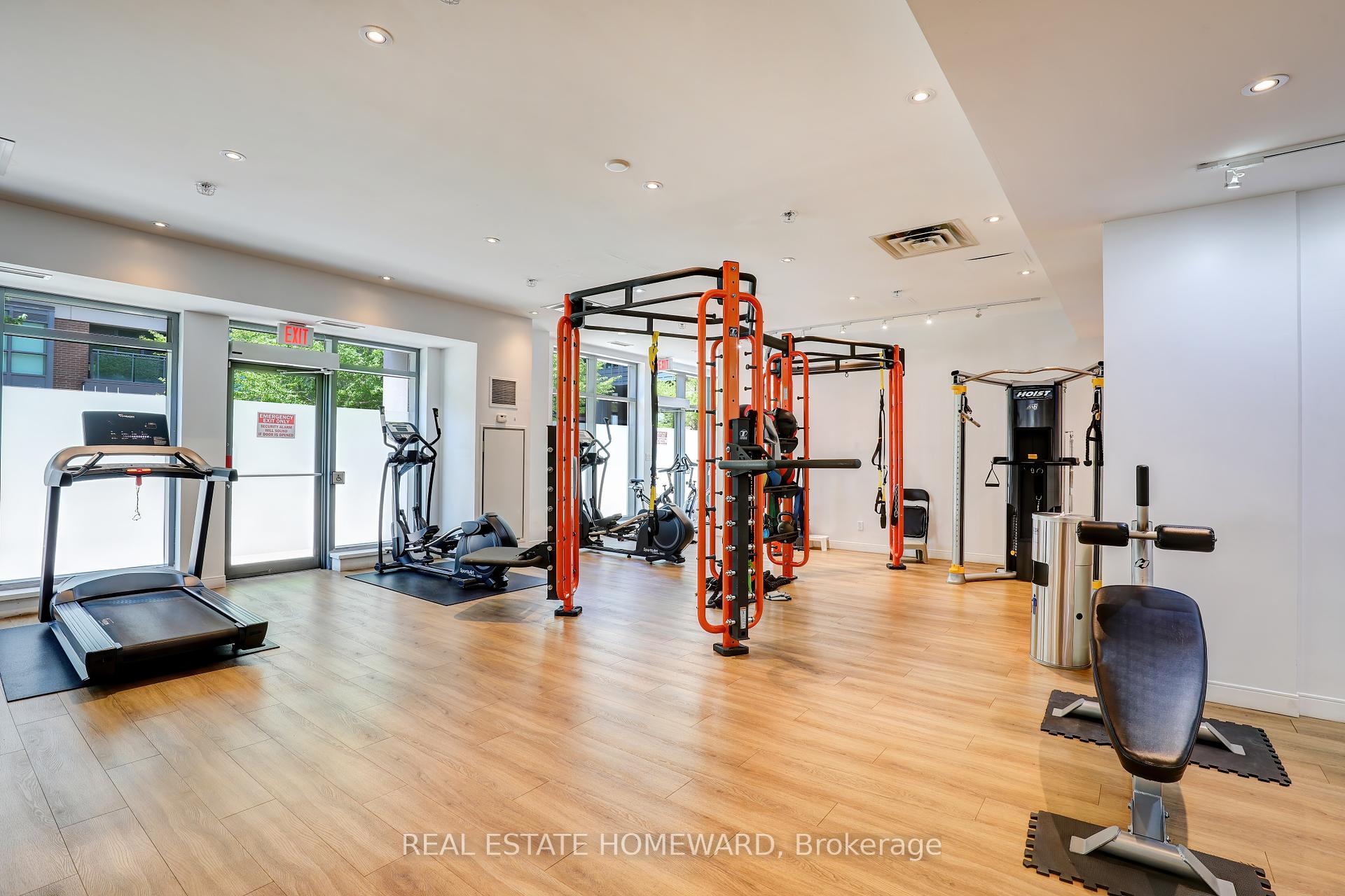 2 Bedrooms Condo at 68 Abell, Toronto For sale