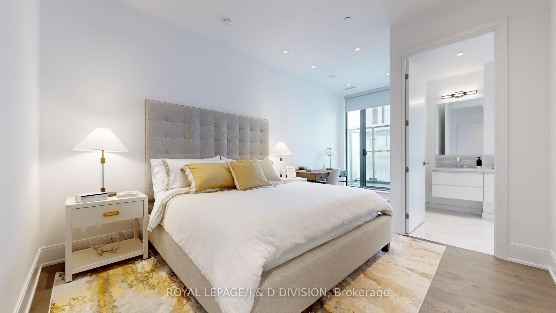 2 Bedrooms Condo at 50 Charles,  Toronto For sale