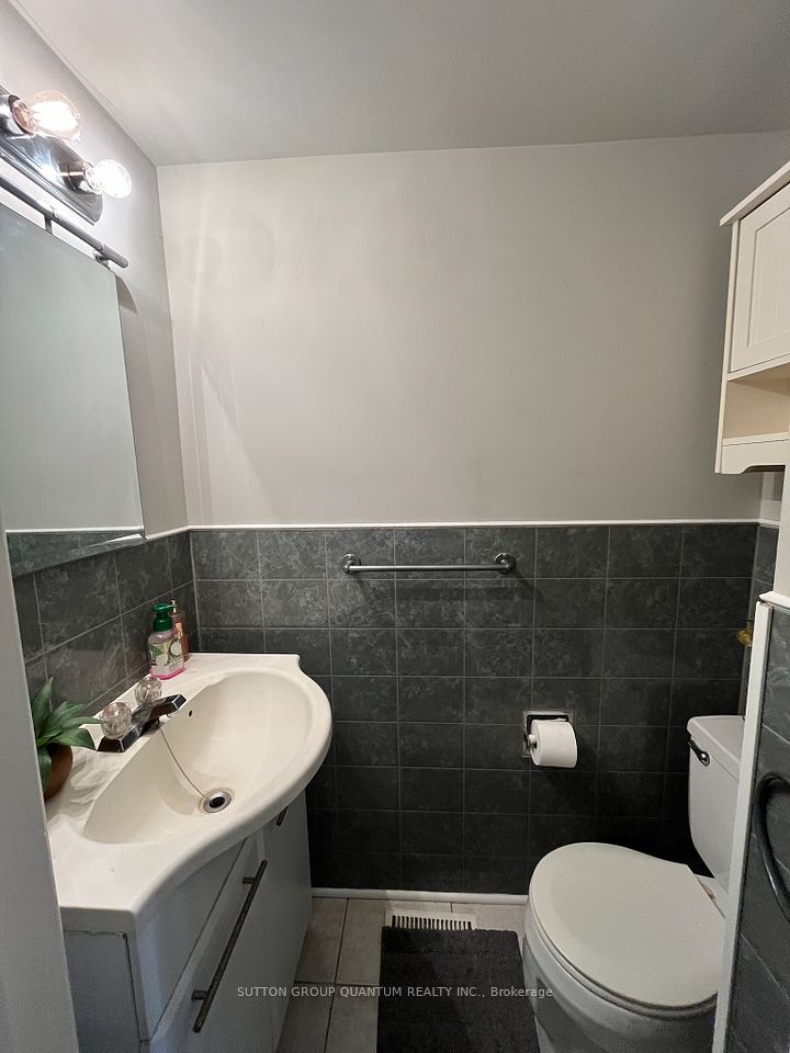 https://trreb-image.ampre.ca/XnjCz6vTqde9vW0i61hKwwiae8h_I4mqJbZ0fRc44Dk/rs:fit:960:960/wm:.5:so:0:50:.4/wmsh:10/wmt:PHNwYW4gZm9yZWdyb3VuZD0nd2hpdGUnIGZvbnQ9JzY4Jz5TVVRUT04gR1JPVVAgUVVBTlRVTSBSRUFMVFkgSU5DLiwgQnJva2VyYWdlPC9zcGFuPg/L3RycmViL2xpc3RpbmdzLzQwLzY5LzI5Lzc5L3AvYWZkMTFhNzMtNDkxYS00NWVhLThkMjYtNzMxMDkyYmI4NzAyLkpQRw.jpg