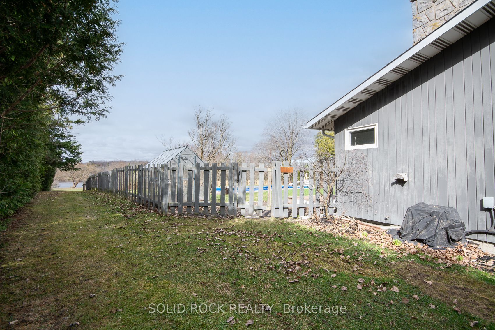 724 River Road, BlossomParkAirportandArea, ON K4M 1B2