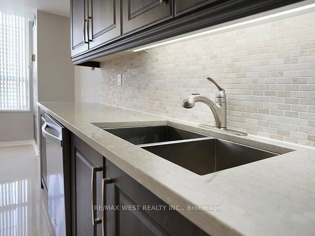 100 Upper Madison Avenue, #1903