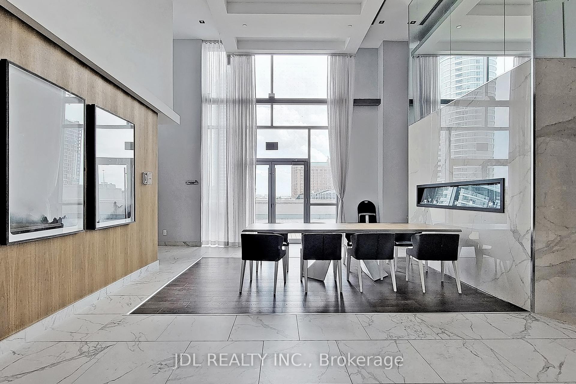 2 Bedrooms Condo at 255 Village Green, Toronto For sale