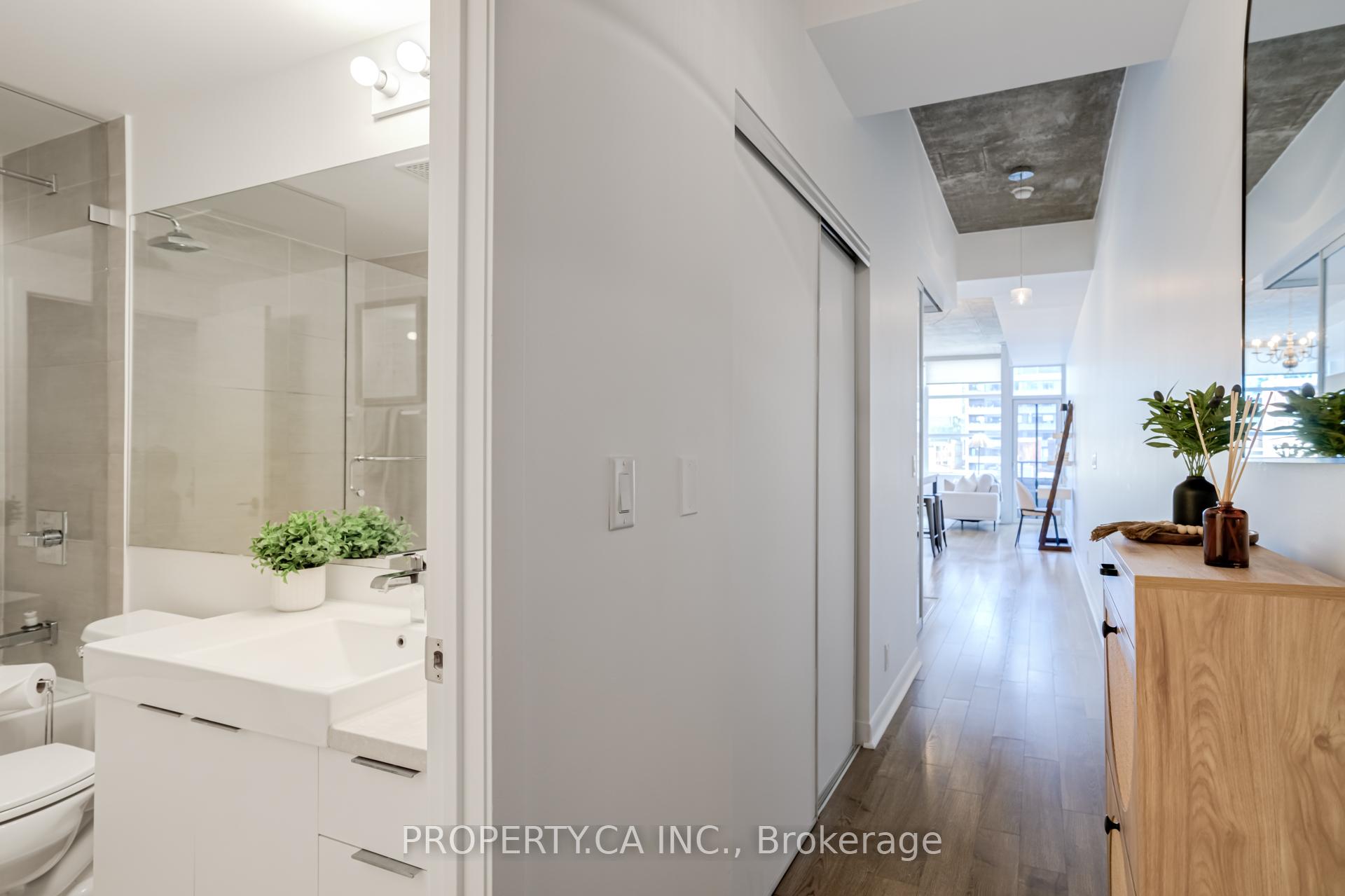 1 Bedroom Condo at 509 King, Toronto For sale