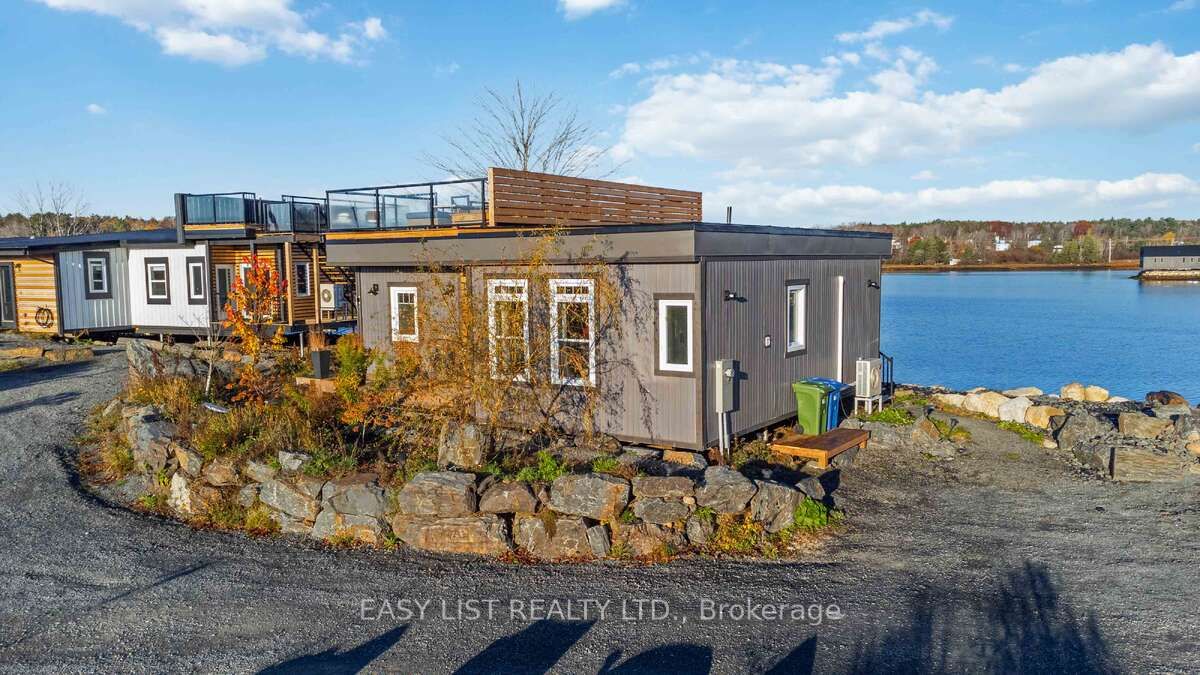 693 Mason Beach Road, #3