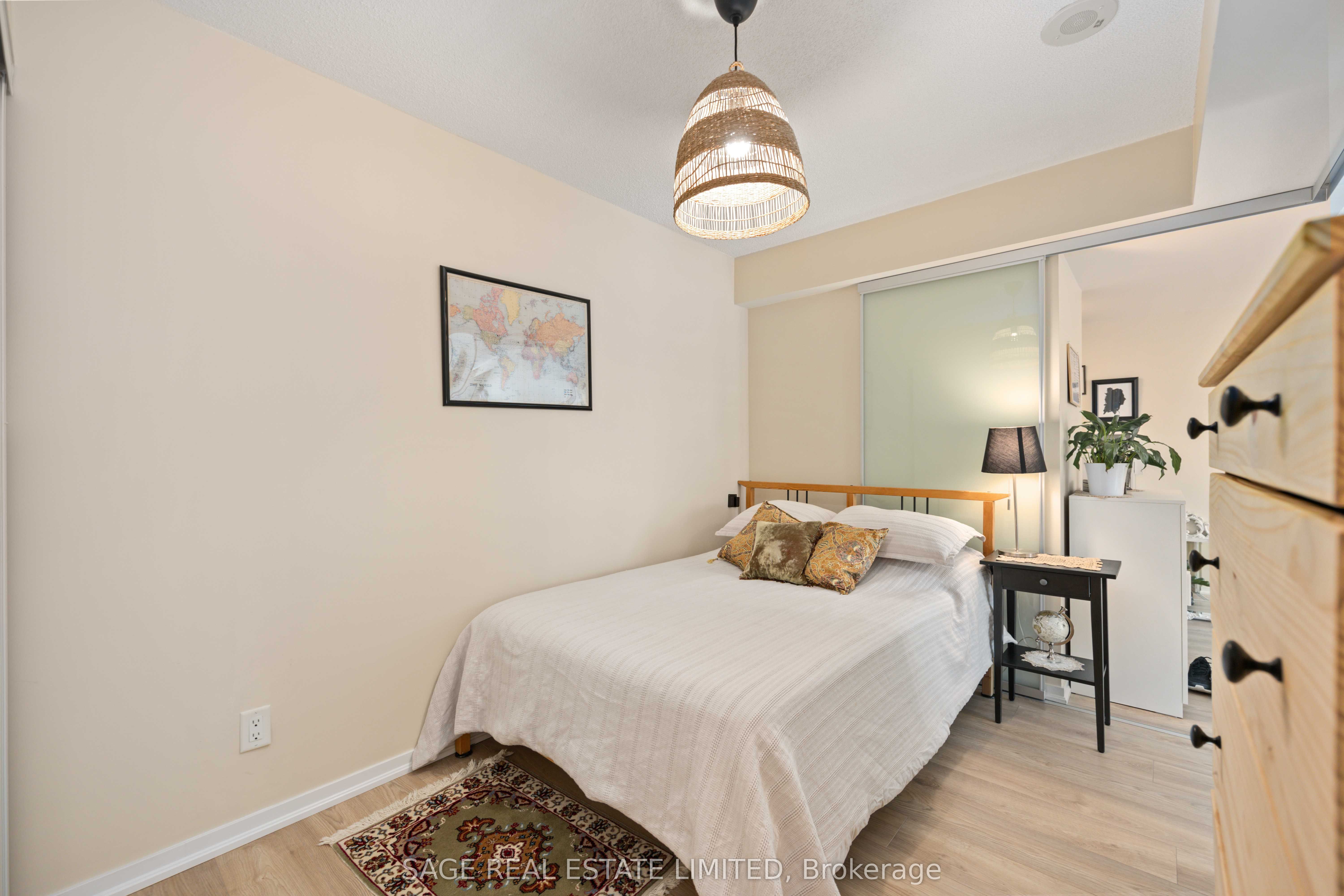 20 Joe Shuster Way, #1305