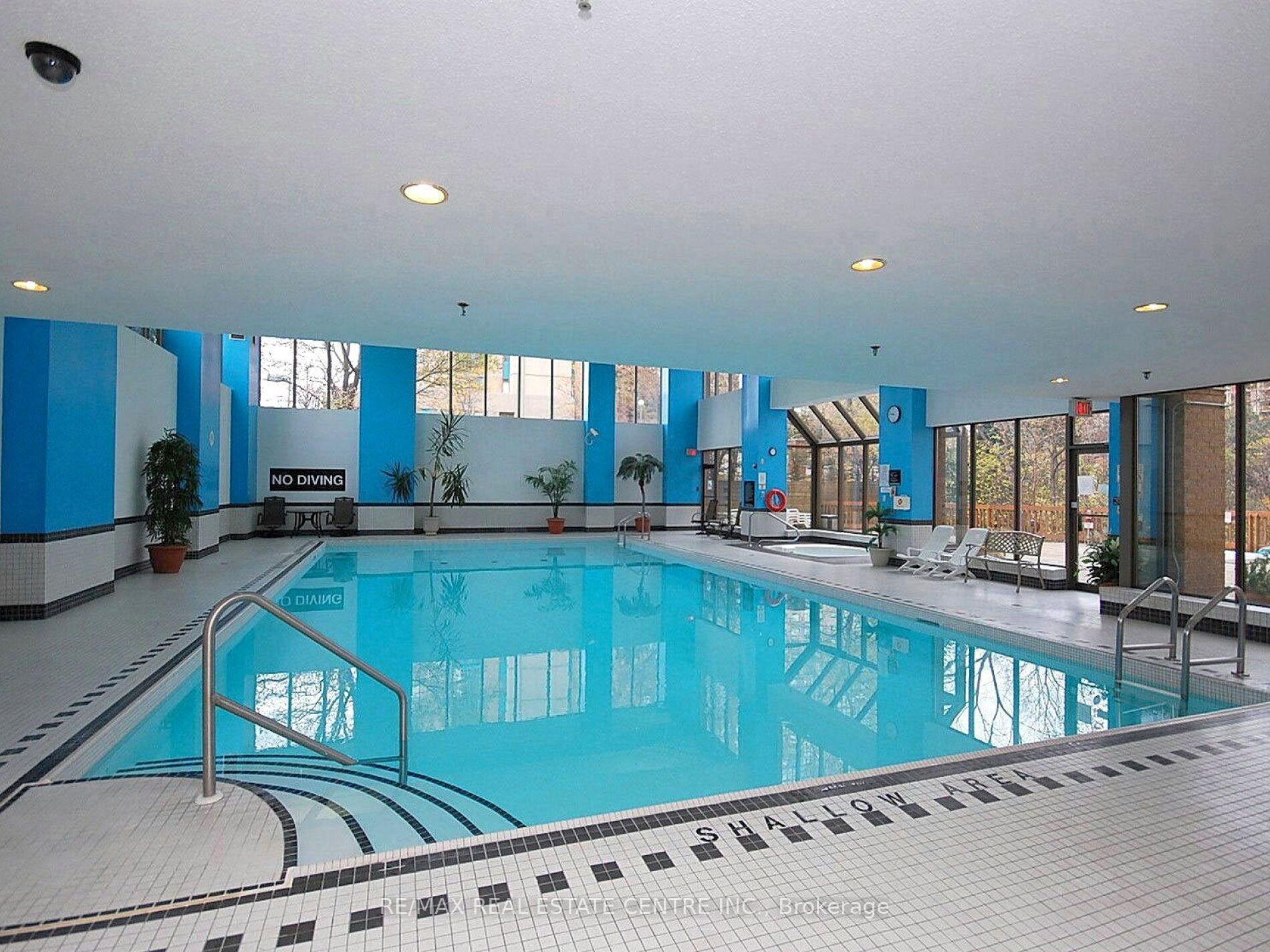 3 Bedrooms Condo at 3587 Kariya, Mississauga For sale