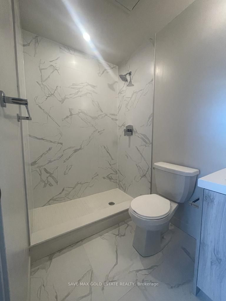 90 Glen Everest Road, #716