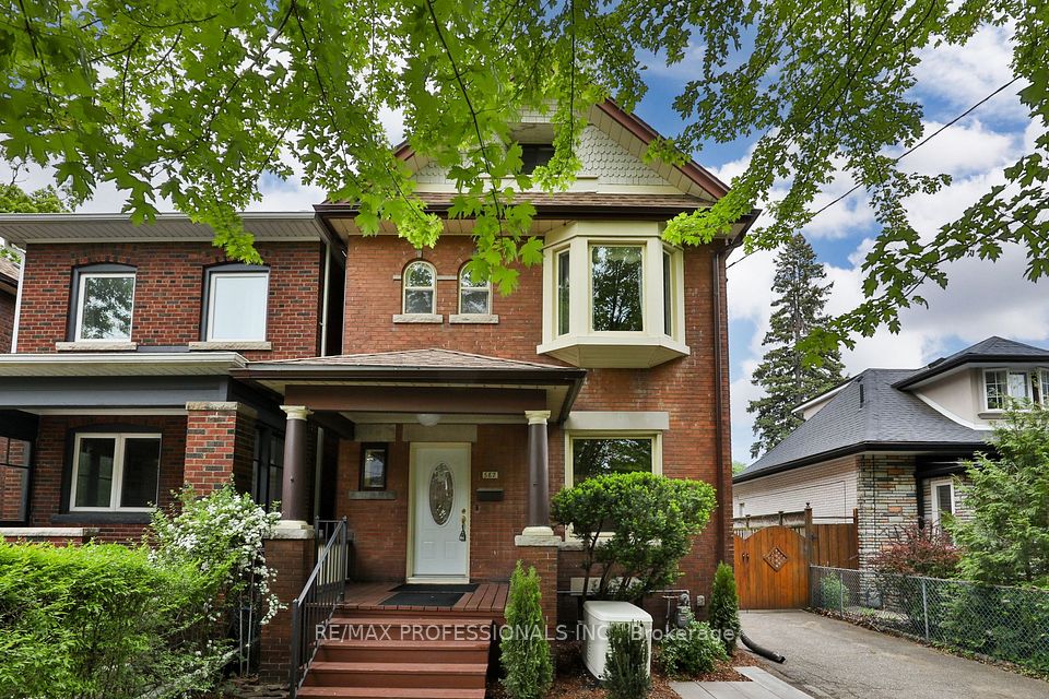 587 Beresford