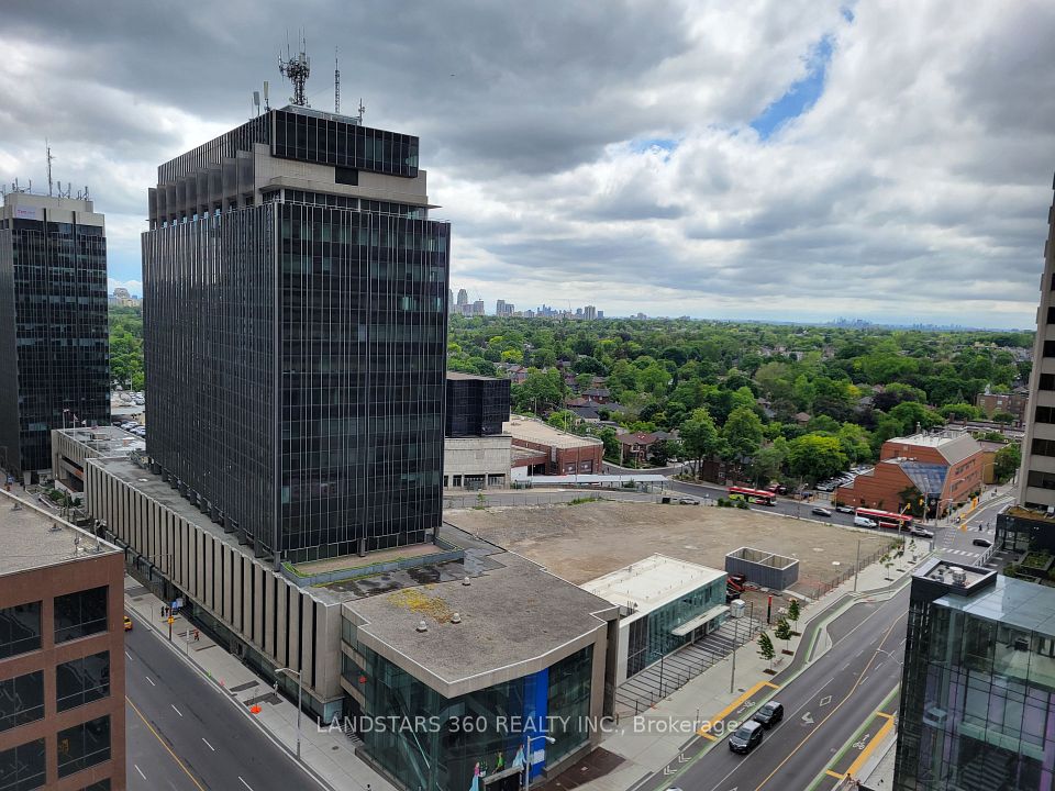 8 Eglinton Avenue