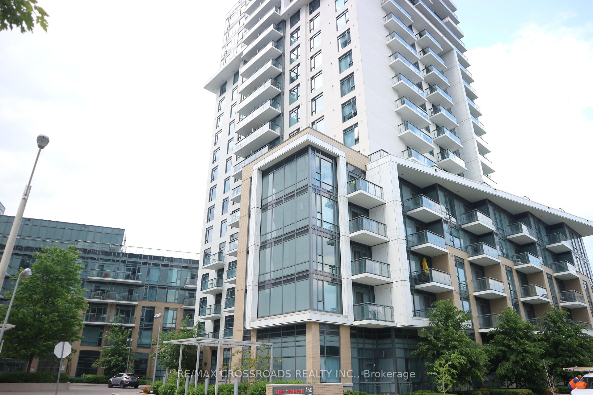 2 Bedrooms Condo at 60 Ann O’Reilly, Toronto For sale