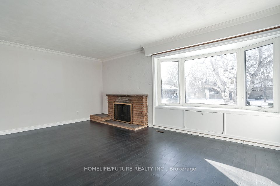 167 Treverton Drive, Toronto, ON M1K 3T1