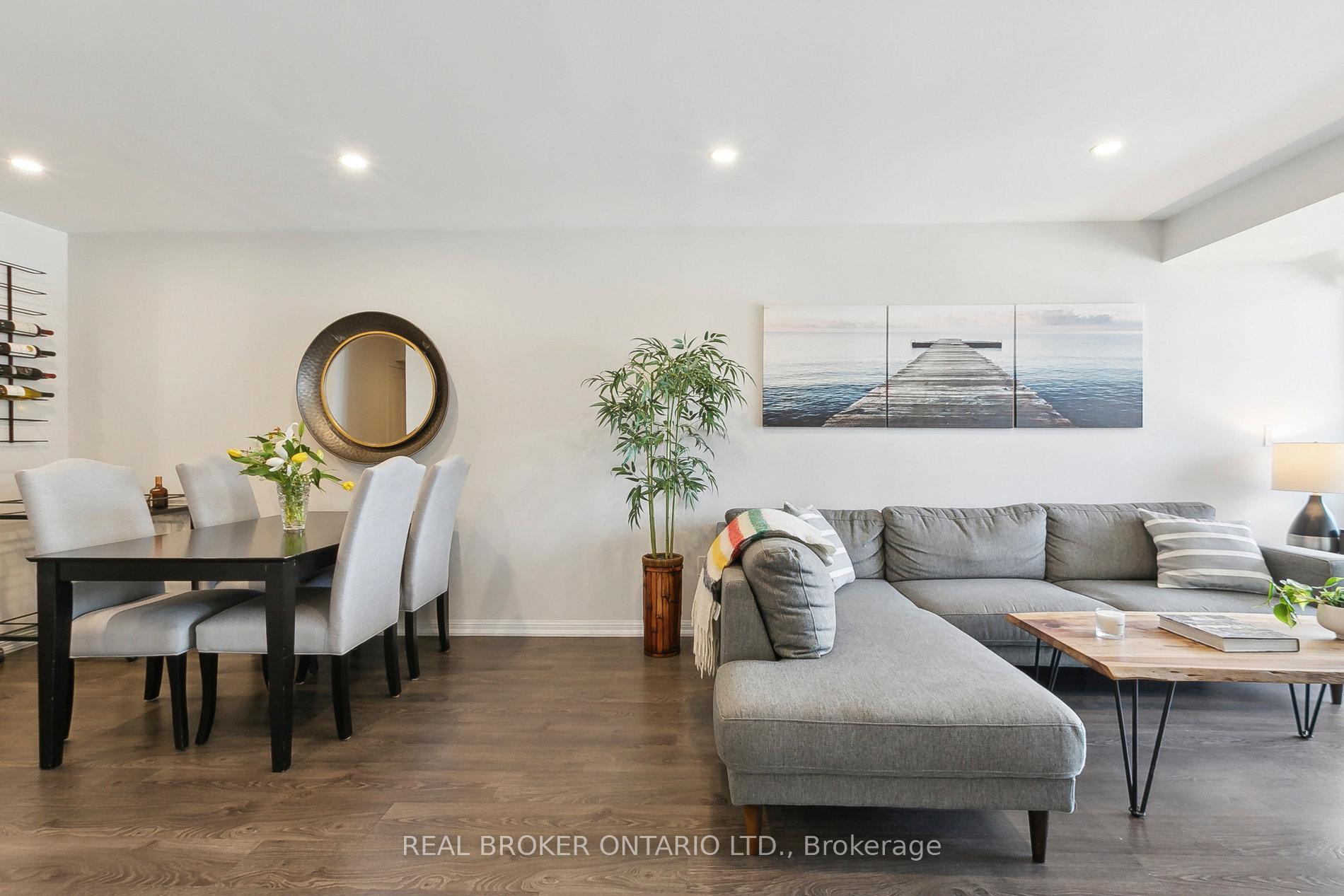 3 Bedrooms Condo at 85 East Liberty,  Toronto For sale