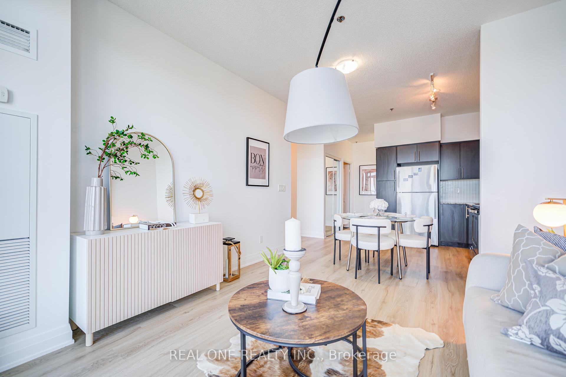1 Bedroom Condo at 55 SPEERS, Oakville For sale