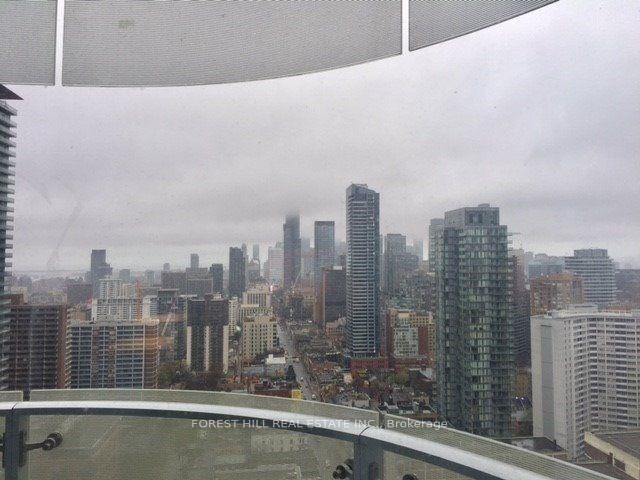 2 Bedrooms Condo at 1 Bloor,  Toronto For sale