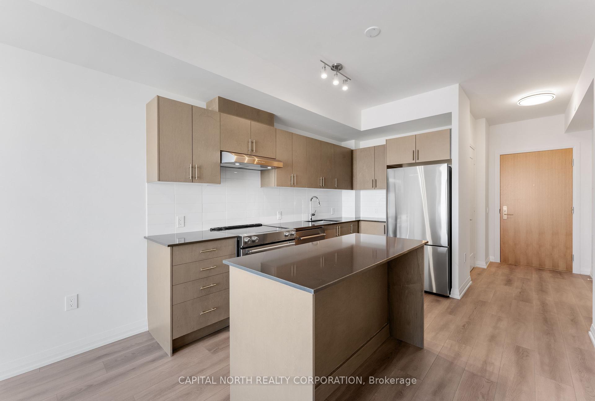 2 Bedrooms Condo at 8960 Jane,  Vaughan For sale