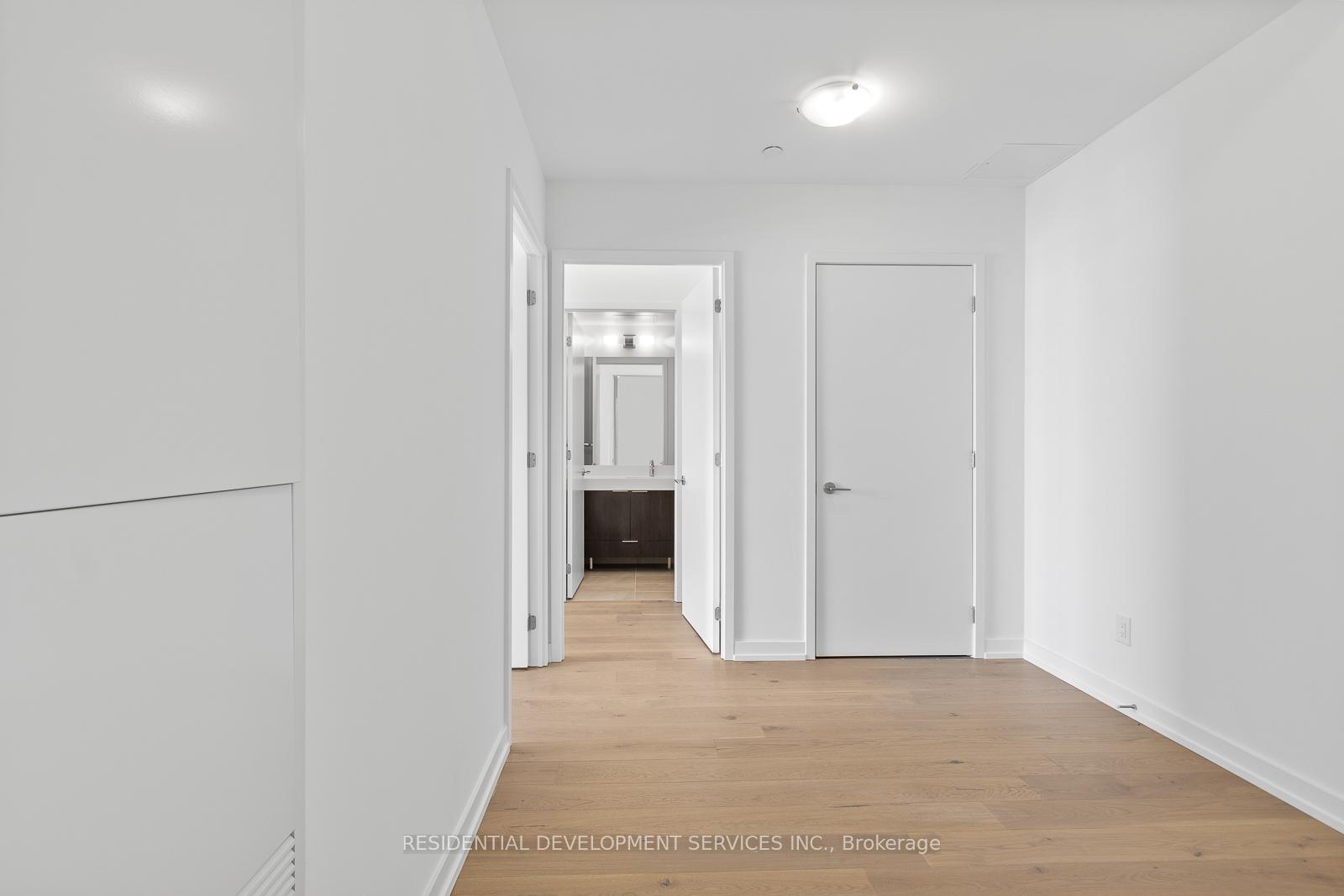 3 Bedrooms Condo at 3100 Keele,  Toronto For sale